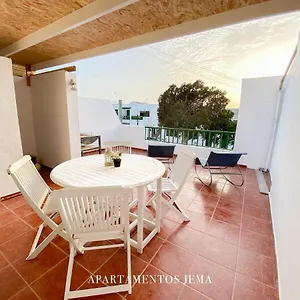 https://apartamento-jema-a-un-paso-de-la-playa.in-canary-islands.com